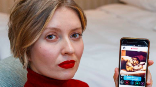 Revelan chats en Tinder entre soldados rusos y una joven ucraniana
