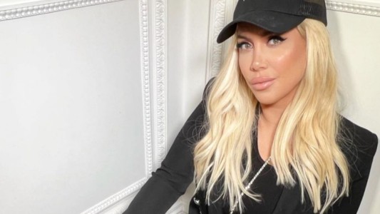 Video: Wanda Nara encendió las redes con su lencería transparente de encaje negro