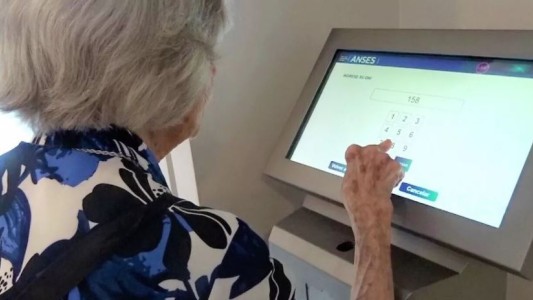 Banco por banco, cómo demostrar la fe de vida para cobrar la jubilación