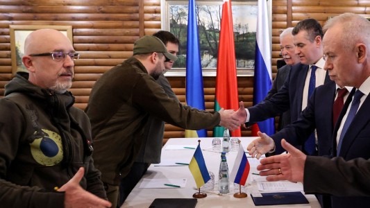 Rusia y Ucrania retomaron las negociaciones: amplias diferencias para alcanzar una tregua