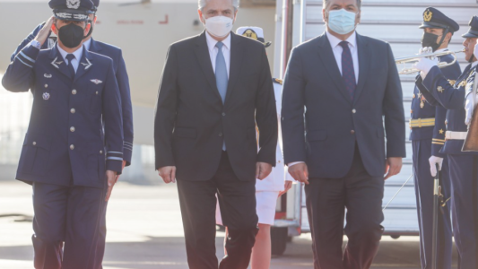 Alberto Fernández llegó a Chile para participar de la asunción de Gabriel Boric