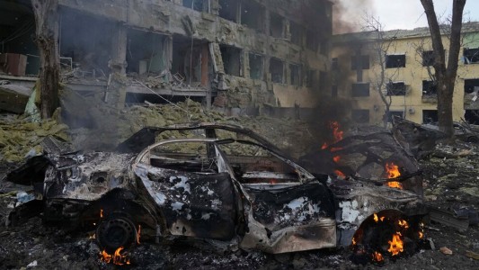 Más de 2.100 habitantes de Mariúpol han muerto en la ofensiva rusa