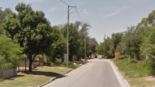 Encontraron un bebé muerto en un descampado en Córdoba