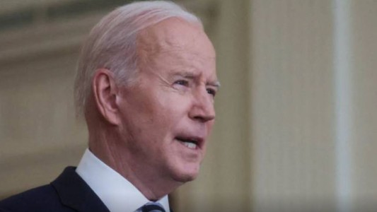 Biden intensifica la ayuda a Ucrania: otorgará USD 13.600 millones en asistencia