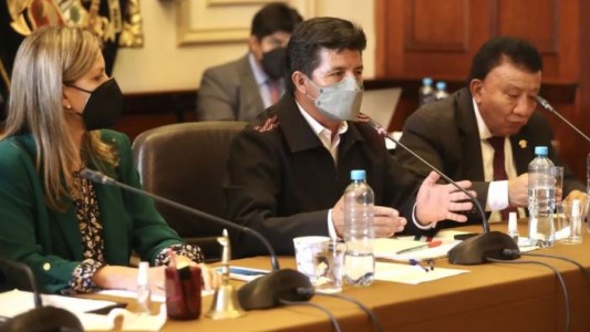 Tras las masivas protestas, Pedro Castillo anunció el fin del toque de queda en Lima y Callao