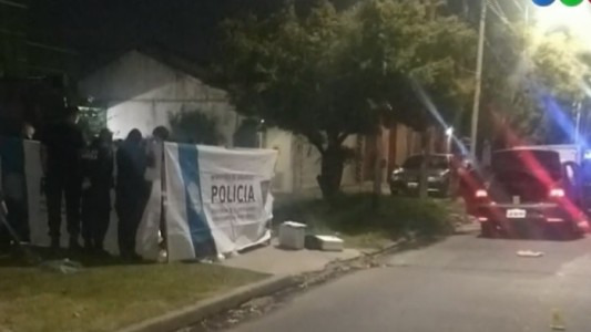 Un ladrón murió y otro quedó herido tras intentar asaltar a un policía: llevaban a un hombre secuestrado en el baúl