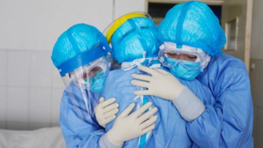 En Córdoba homenajearán a los médicos fallecidos por la pandemia del coronavirus