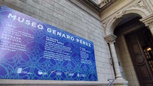 Robaron un cuadro dentro del museo de arte Genaro Pérez