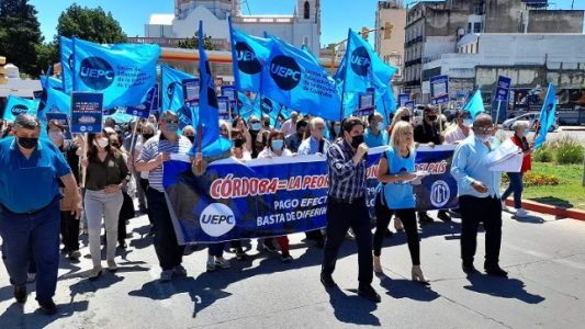 Estatales quieren reabrir paritarias, ante la escalada inflacionaria