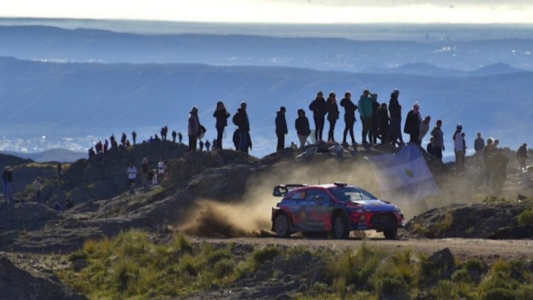 Bandera de largada para el Rally Argentina 2022