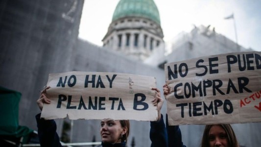 Día de la Tierra: Organizaciones ambientalistas participan de la Marcha Global por el Clima