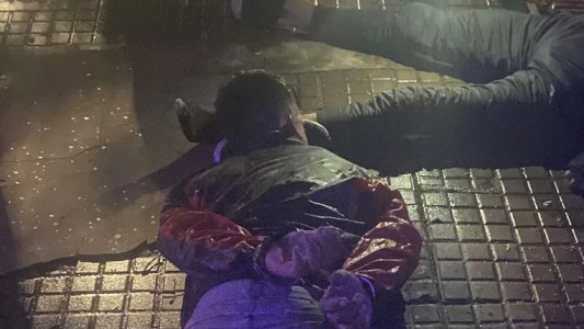 Motochorro mató a su cómplice para quedarse con un celular robado