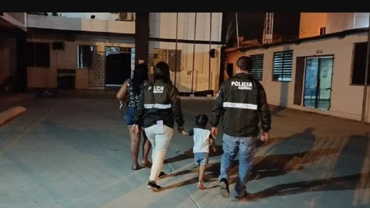 Intentó vender a su hija por Facebook y fue detenida: declaró que no podía mantenerla