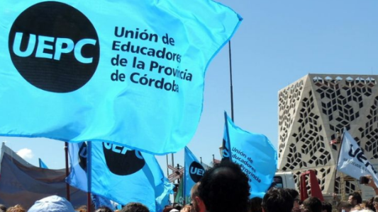 Docentes protestarán por regiones, exigiendo reapertura de paritarias