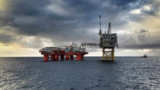 Reino Unido abre pozos del mar del Norte para reducir tarifas y terminar con la dependencia rusa