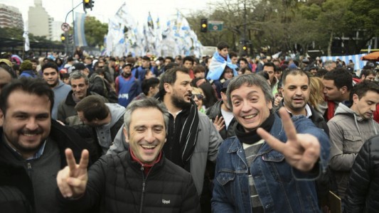 Interna en el oficialismo: "El Gobierno es nuestro", dijo el "Cuervo" Larroque