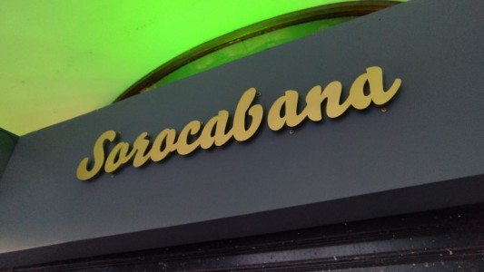 Abrió el Sorocabana: el tradicional bar de Córdoba ya funciona en su nueva esquina