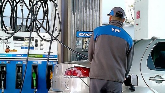 YPF aumentó el precio de sus combustibles, después de Axion y Shell