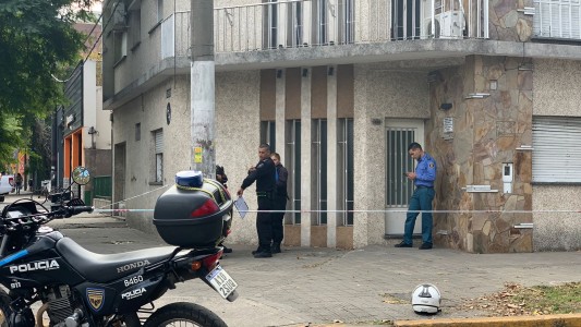 Ataque mafioso contra la sede rosarina del Servicio Penitenciario: "El que avisa no traiciona"