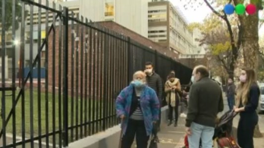 Cuarta ola de coronavirus en Argentina: cada vez más casos y testeos