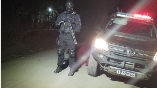 Detienen a una mujer por una causa de drogas en Cosquín