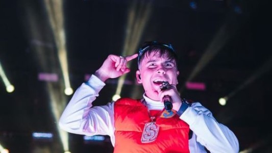 Quién es Ysy A, el trapero que provocó un "sismo" en OBRAS