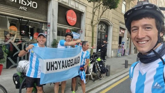 Los entrerrianos que harán 9000 kilómetros en bicicleta para ver a "La Scaloneta" en Qatar