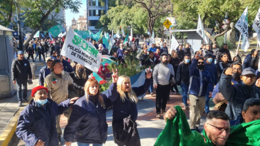 Jueves para ejercitar la paciencia, protestas al por mayor