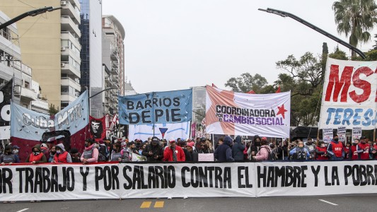 Cortes y e incidentes en Buenos Aires por manifestaciones