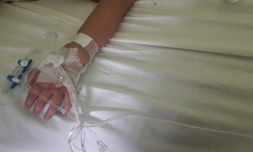 Controversia por fallo que autoriza la desconexión de niño de 12 años con muerte cerebral