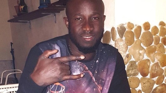 Misterio en Italia: murió un ex futbolista tras un dolor en una pierna