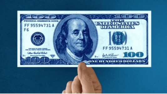 El dólar blue bajó a $216