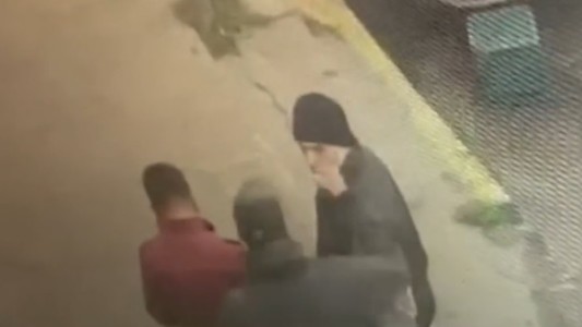 Enojado por cómo estacionó un camionero, le dio una trompada y lo dejó en coma