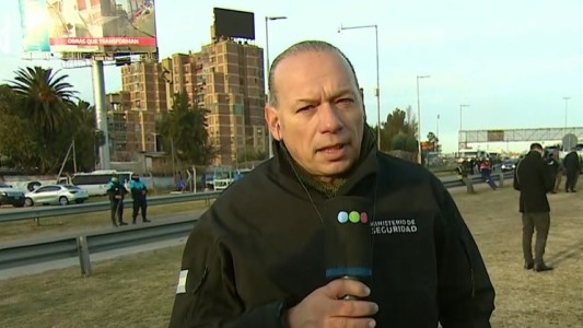 Berni, tras despejar el corte en la autopista: "No hubo negociación, les dije que tenían 5 minutos para retirarse"