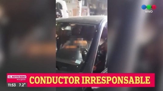 Video: huyó de un control, cruzó un semáforo en rojo, chocó y vomitó