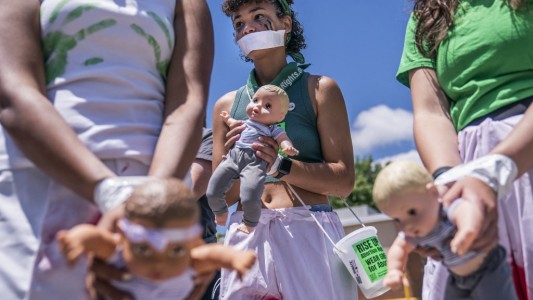 "Tu cuerpo pertenece a Cristo": la batalla religiosa contra el aborto en Estados Unidos