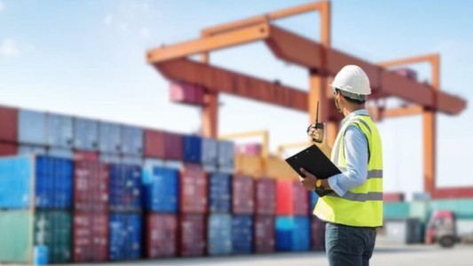 La Aduana denunció a empresas por infracciones y les reclama 15 millones de dólares