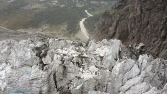 Alertan que desprendimiento del glaciar en Italia "es culpa del ser humano" por calentamiento global
