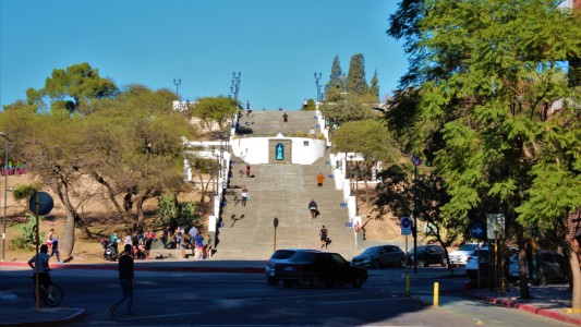 9 de julio a pleno sol en Córdoba