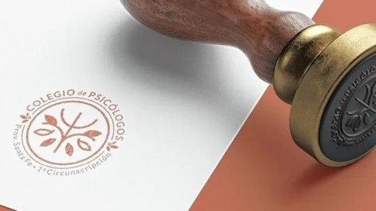 Denuncian a un psicólogo por realizar terapia de "conversión para curar la homosexualidad"