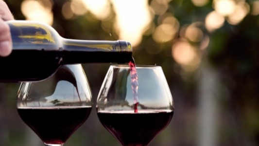 Por qué bodegueros advierten que empezaría a faltar vino en 45 días