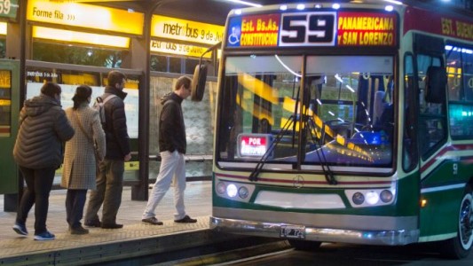 Tras el fastidio de pasajeros, el Ministerio de Transporte recibirá a las cámaras por subsidios