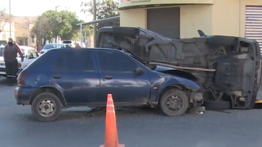 Choque y vuelco con heridos en San Vicente