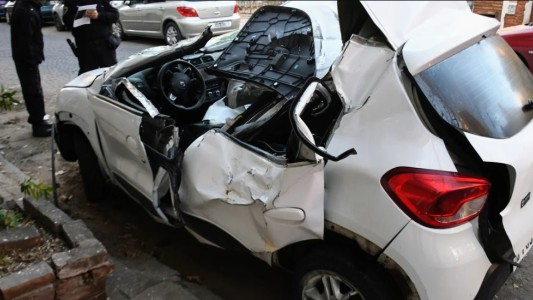 Tragedia en el Día del Amigo: tres muertos al chocar contra un árbol