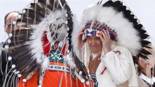 Papa Francisco, ante los pueblos indígenas en Canadá: "Renuevo mi pedido de perdón"