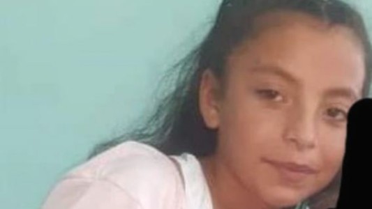 Una nena veía un show de barriletes en un cerro y cayó al precipicio: está grave