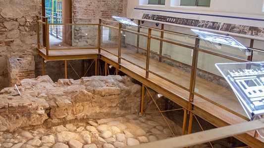 Se inauguró el Centro Cultural de la UNC y el Paseo de la Nueva Andalucía