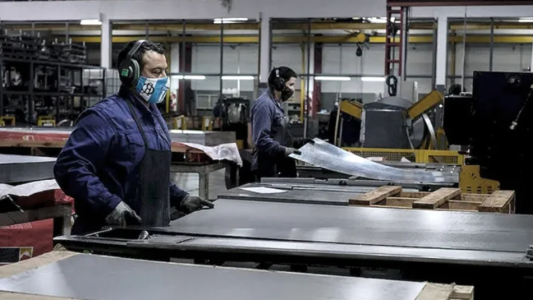 El Gobierno avanza en transformar los planes sociales en empleo