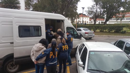 Embargan 37 propiedades y 13 autos a imputados por la secta de Villa Crespo