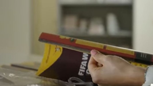 Qatar 2022: conocé cómo se hacen las figuritas y el álbum del Mundial